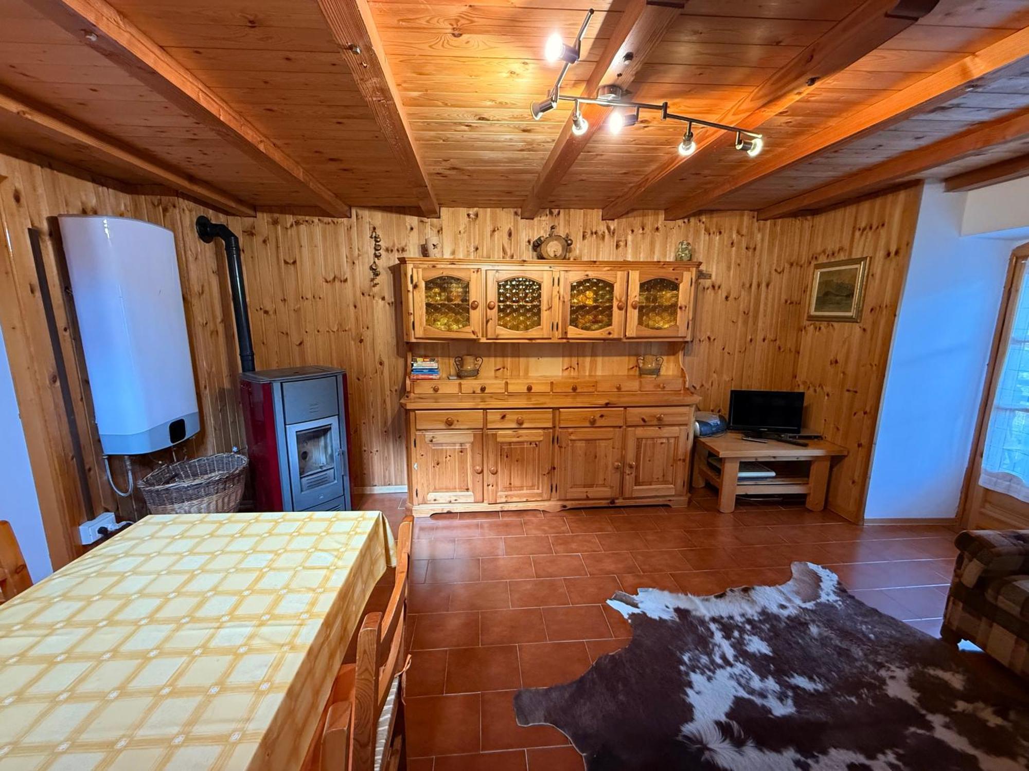 Casa Vacanze Nora Chamois Exterior photo