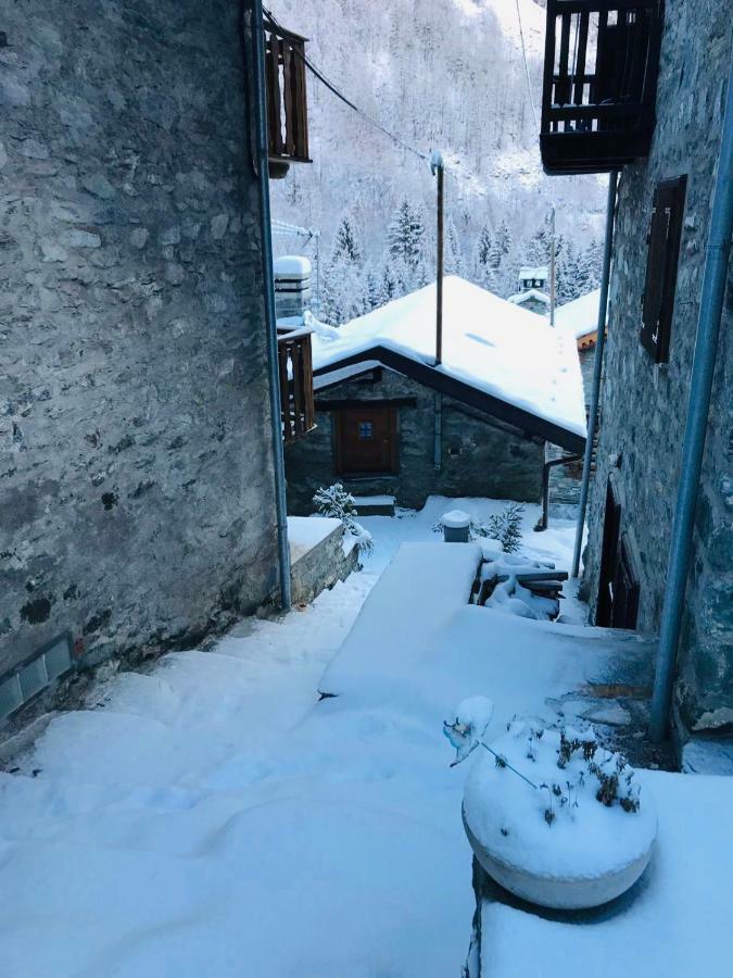 Casa Vacanze Nora Chamois Exterior photo